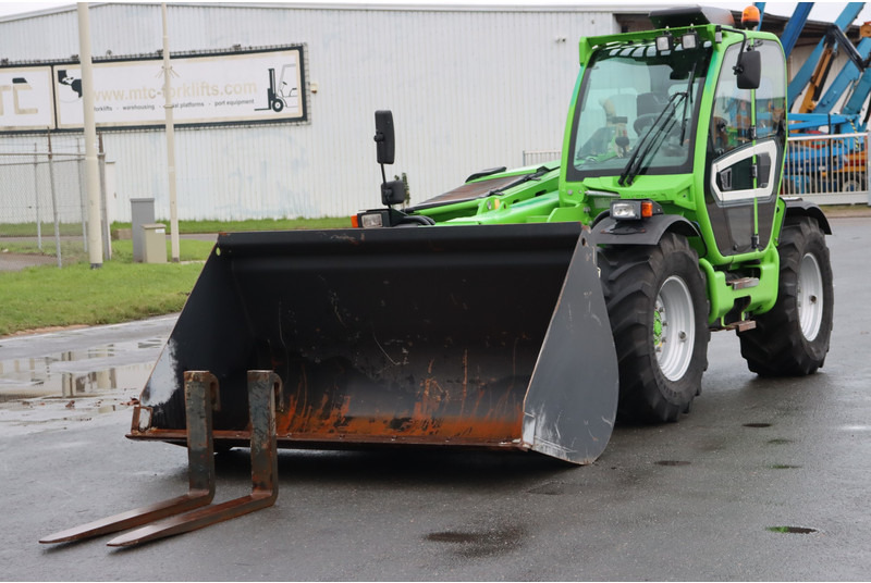 Merlo TF42.7CS - 140 - Телескопски ракувач: слика 4 Merlo TF42.7CS - 140 - Телескопски ракувач: слика 4