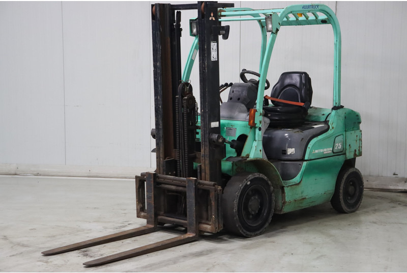 Mitsubishi FD25N - Дизел вилушкар: слика 5 Mitsubishi FD25N - Дизел вилушкар: слика 5