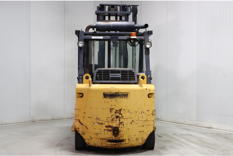Royal T250 - Дизел вилушкар: слика 4 Royal T250 - Дизел вилушкар: слика 4