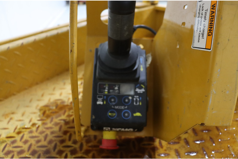 XCMG XG0807AC - Кревач ножица: слика 5 XCMG XG0807AC - Кревач ножица: слика 5