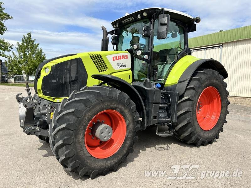 CLAAS Axion 870 - Трактор: слика 1 CLAAS Axion 870 - Трактор: слика 1