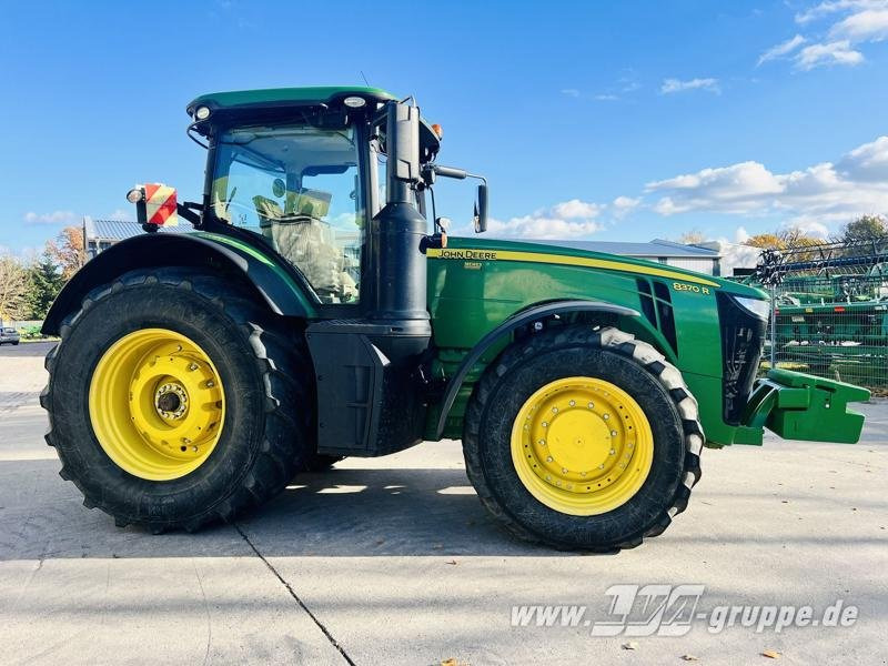 John Deere 8370R E23 PowerShift - Трактор: слика 4 John Deere 8370R E23 PowerShift - Трактор: слика 4