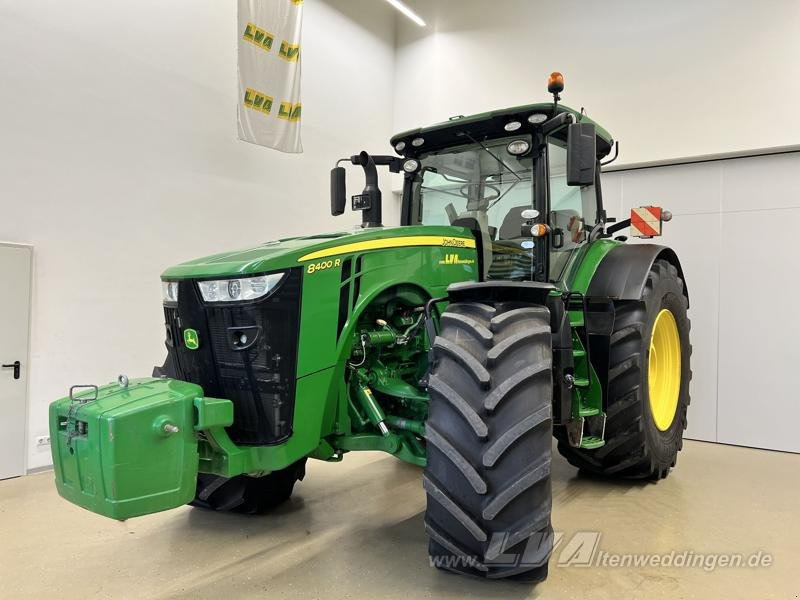 John Deere 8400R e23 PowerShift ULTIMATE - Трактор: слика 1 John Deere 8400R e23 PowerShift ULTIMATE - Трактор: слика 1