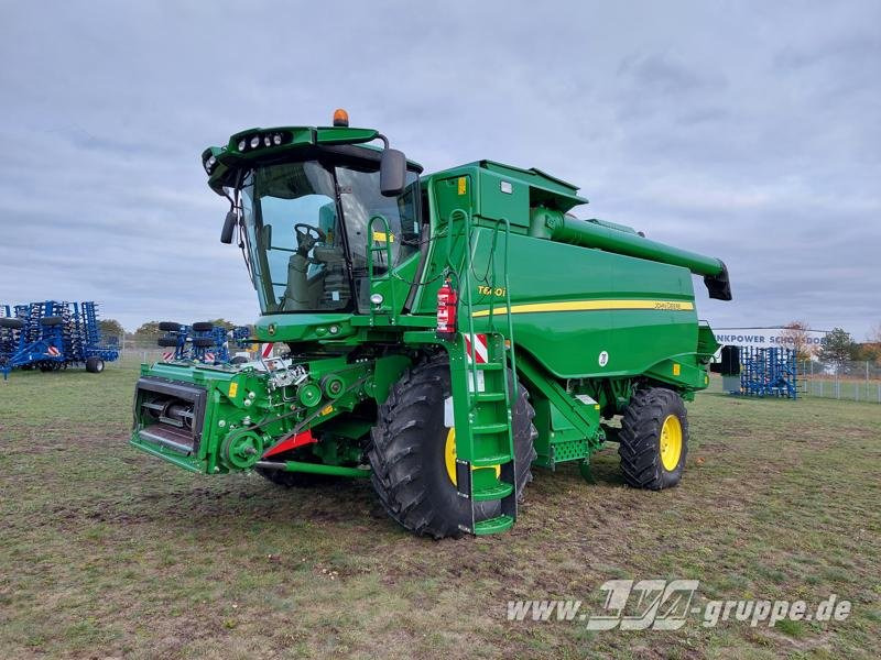 John Deere T660i - Комбајн: слика 1 John Deere T660i - Комбајн: слика 1