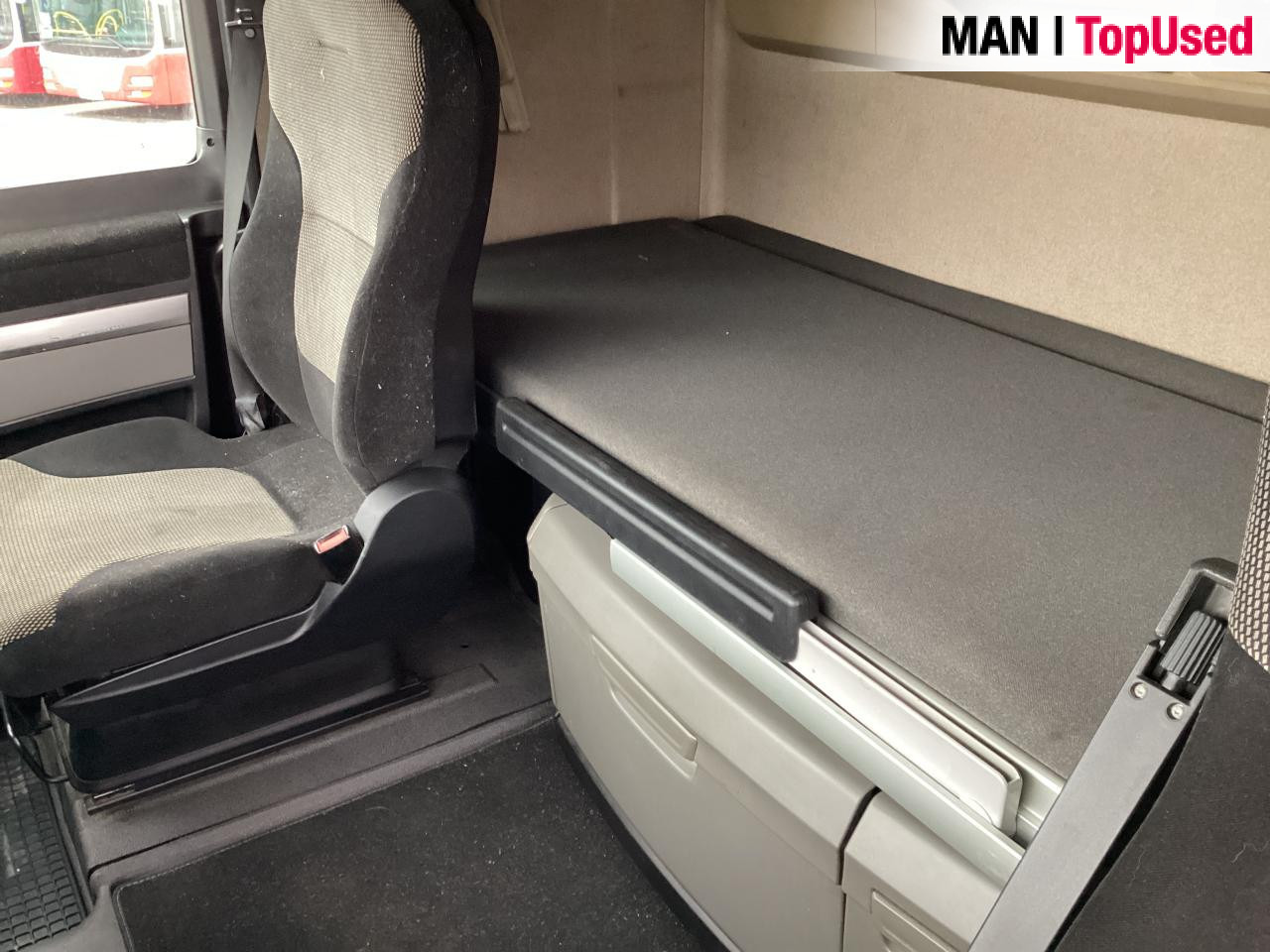 MAN TGX 18.460 4X2 LLS-U - Камион влекач: слика 4 MAN TGX 18.460 4X2 LLS-U - Камион влекач: слика 4