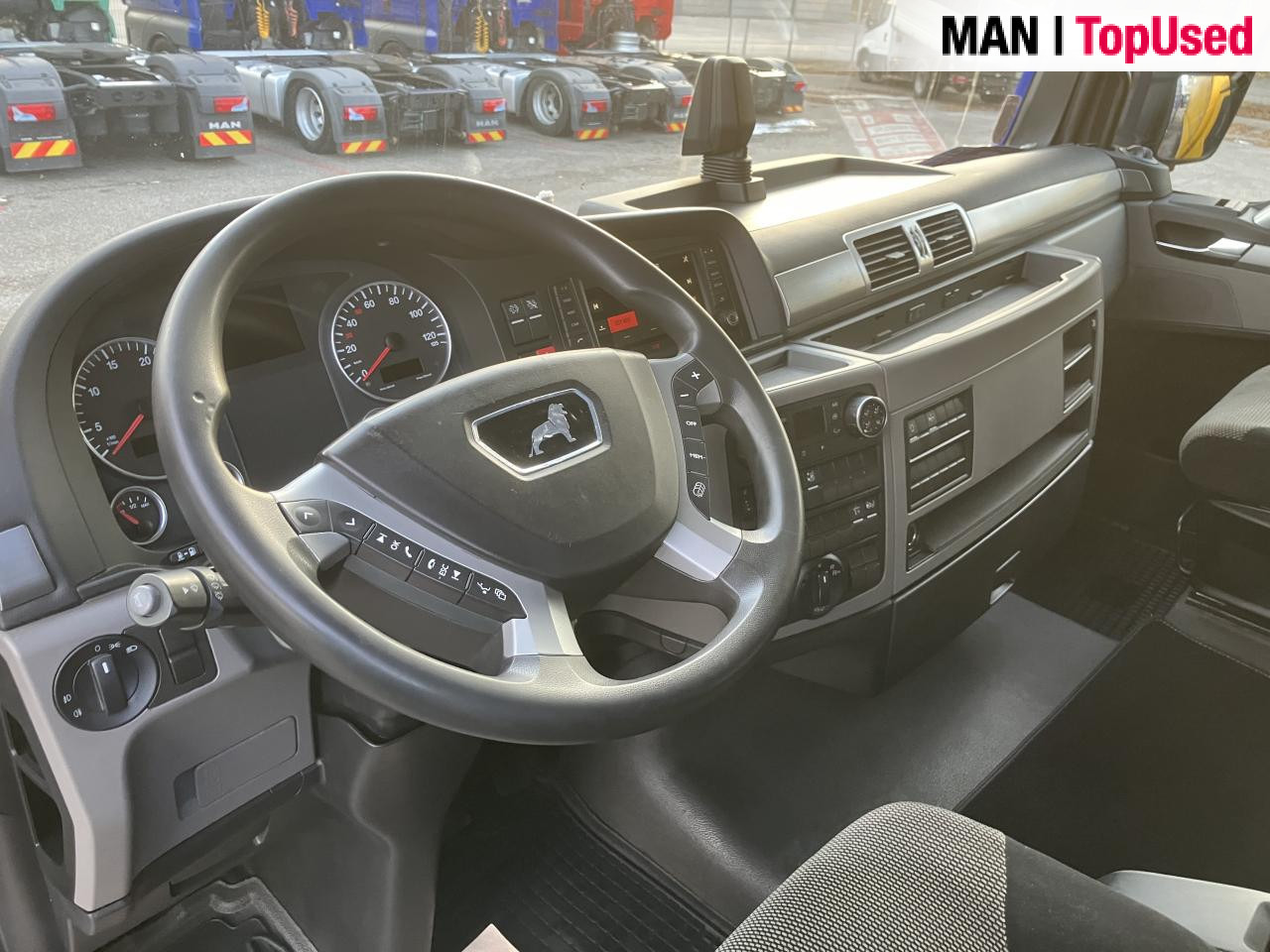 MAN TGX 18.460 4X2 LLS-U - Камион влекач: слика 2 MAN TGX 18.460 4X2 LLS-U - Камион влекач: слика 2