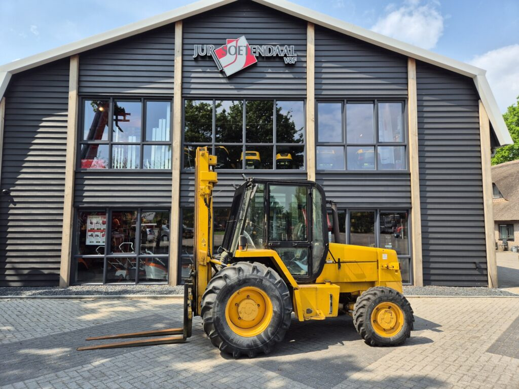 JCB 926 roughterrain forklift - Дизел вилушкар: слика 1 JCB 926 roughterrain forklift - Дизел вилушкар: слика 1