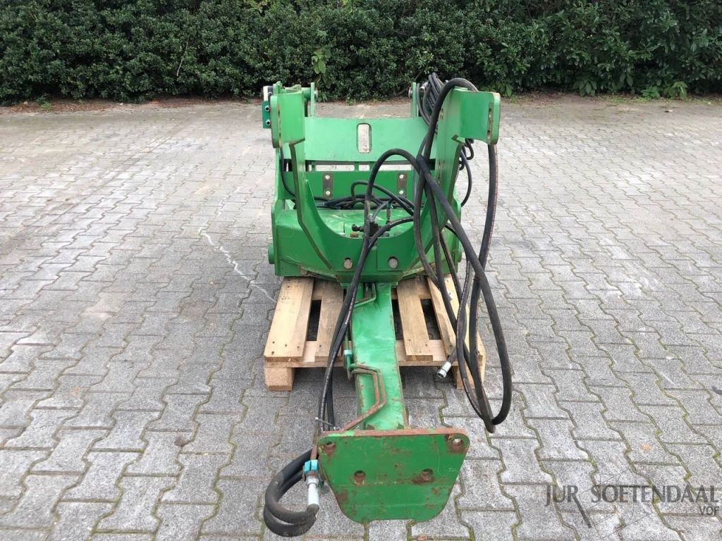 JOHN DEERE frontlinkage - Трактор: слика 3 JOHN DEERE frontlinkage - Трактор: слика 3