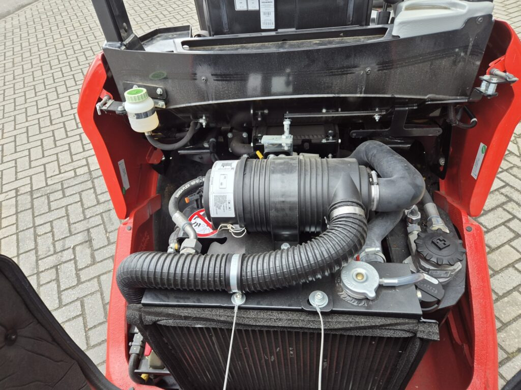 Земјоделски натоварувач MANITOU MLA 3-25H miniloader: слика 8 Земјоделски натоварувач MANITOU MLA 3-25H miniloader: слика 8