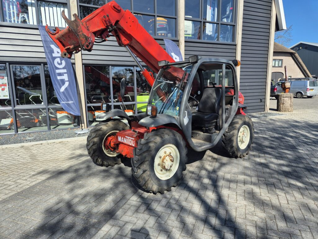 MANITOU MT 523 - Телескопски ракувач: слика 2 MANITOU MT 523 - Телескопски ракувач: слика 2