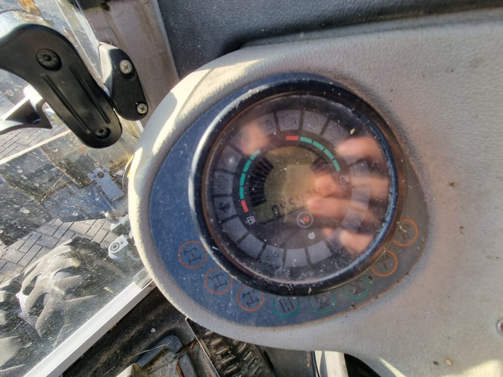 Багер на тркала NEUSON 9503: слика 14