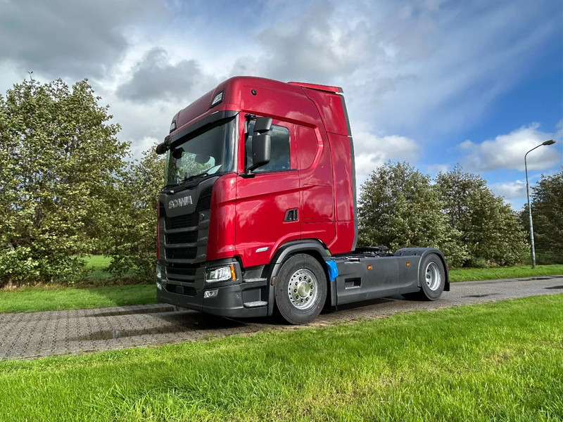 Scania S500 NGS | S-U-P-E-R | PARK-COOLER | RETARDER | FULL-AIR | NEW - Камион влекач: слика 1 Scania S500 NGS | S-U-P-E-R | PARK-COOLER | RETARDER | FULL-AIR | NEW - Камион влекач: слика 1
