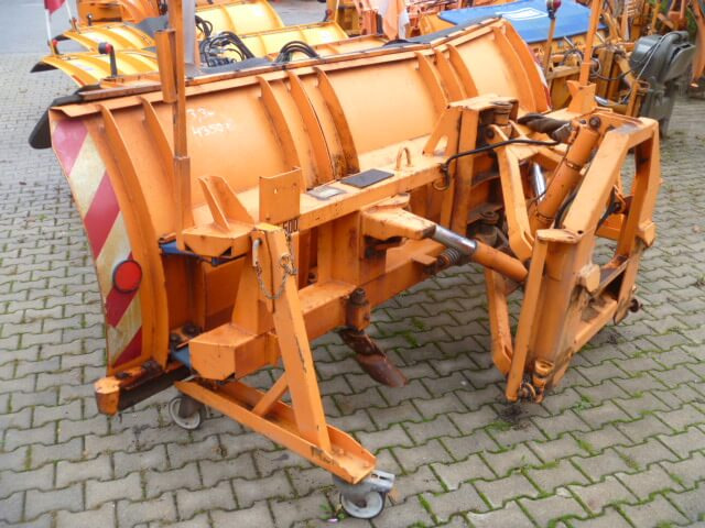 Unimog Schneepflug - Schneeschild Beilhack PV28-3 - Плуг за чистење снег: слика 2 Unimog Schneepflug - Schneeschild Beilhack PV28-3 - Плуг за чистење снег: слика 2