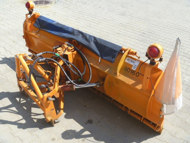 Unimog Schneepflug - Schneeschild Schmidt F11L - Плуг за чистење снег: слика 5 Unimog Schneepflug - Schneeschild Schmidt F11L - Плуг за чистење снег: слика 5