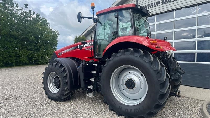 Case IH MAGNUM 260 CVX Med frontlift og evt. RTK gps - Трактор: слика 3 Case IH MAGNUM 260 CVX Med frontlift og evt. RTK gps - Трактор: слика 3