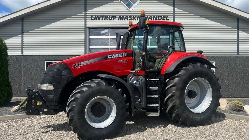 Case IH Magnum 370 CVX Med fronlift - Трактор: слика 1 Case IH Magnum 370 CVX Med fronlift - Трактор: слика 1