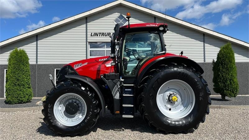Case IH Optum 300 CVX AFS Connect med frontlift og SafeGua - Трактор: слика 1 Case IH Optum 300 CVX AFS Connect med frontlift og SafeGua - Трактор: слика 1