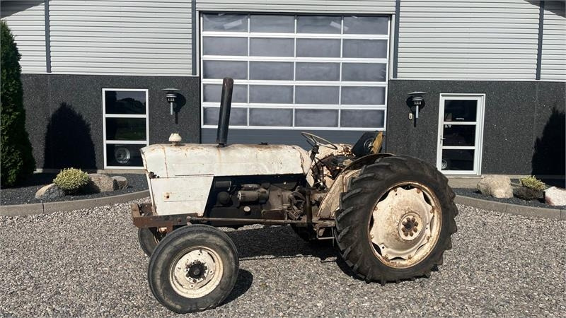 David Brown 880 Med defekt køler - Трактор: слика 1 David Brown 880 Med defekt køler - Трактор: слика 1