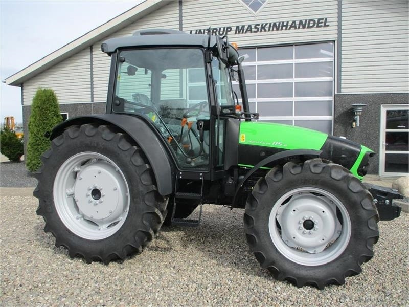 Deutz-fahr Agrofarm 115G with 30F+30R Hi-Lo and CreepGear - Трактор: слика 2 Deutz-fahr Agrofarm 115G with 30F+30R Hi-Lo and CreepGear - Трактор: слика 2
