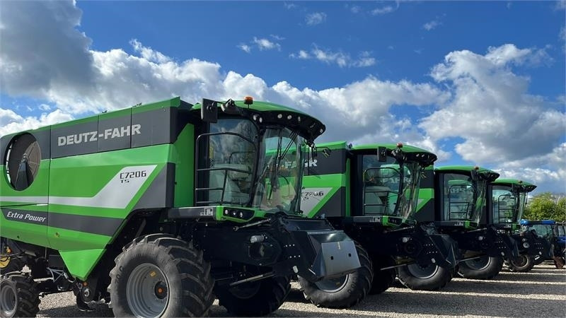 Deutz-fahr C7206 With 24feed - 7.2m header. New and unused Co - Комбајн: слика 3 Deutz-fahr C7206 With 24feed - 7.2m header. New and unused Co - Комбајн: слика 3