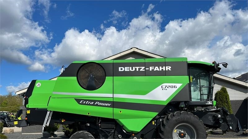Deutz-fahr C7206 With 24feed - 7.2m header. New and unused Co - Комбајн: слика 2 Deutz-fahr C7206 With 24feed - 7.2m header. New and unused Co - Комбајн: слика 2