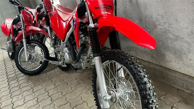 Honda CRF 125 F DEMO. Rigtig crosser med gear og kobling  - Сетеренско возило/ Квад: слика 4 Honda CRF 125 F DEMO. Rigtig crosser med gear og kobling  - Сетеренско возило/ Квад: слика 4
