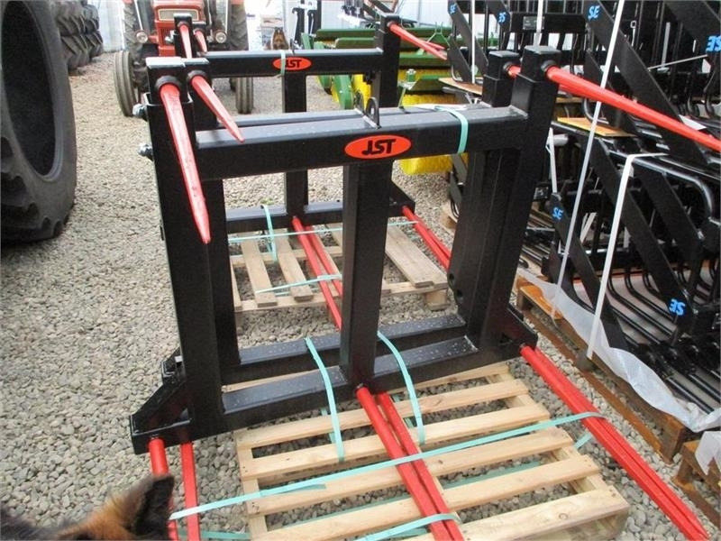 JST Halmspyd med overbygning og Volvo beslag til gummi - Корпа за Градежна машина: слика 3 JST Halmspyd med overbygning og Volvo beslag til gummi - Корпа за Градежна машина: слика 3