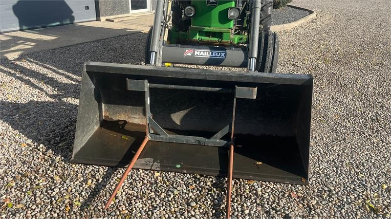 John Deere 2850 Med frontlæsser - Трактор: слика 4 John Deere 2850 Med frontlæsser - Трактор: слика 4