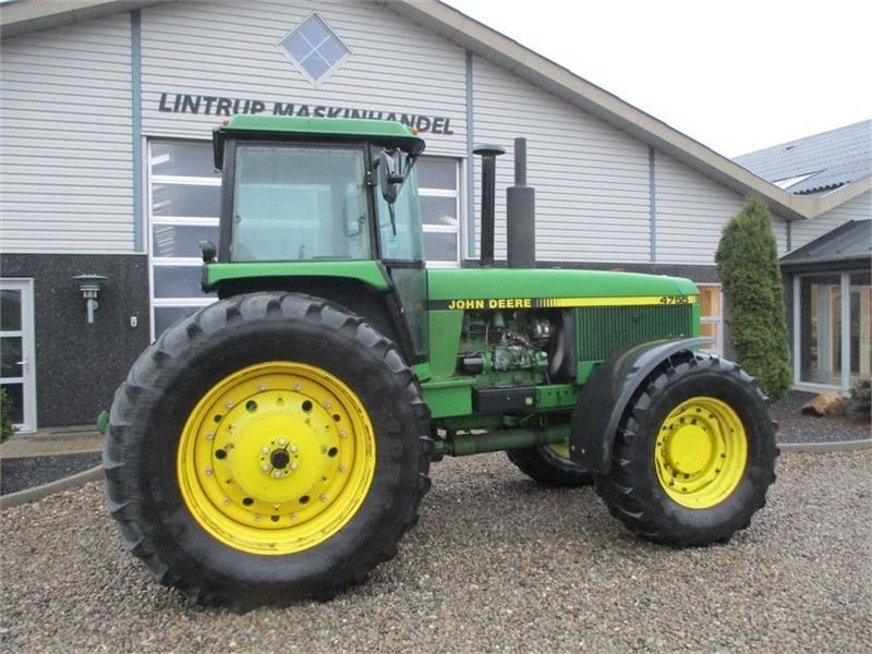 Трактор John Deere 4755 En rigtig kraftkarl med den store 7,6L motor: слика 14