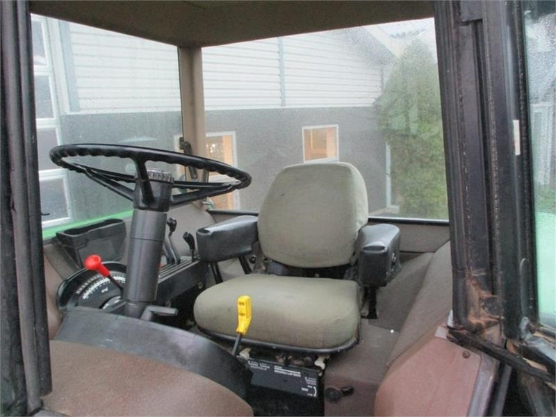 Трактор John Deere 4755 En rigtig kraftkarl med den store 7,6L motor: слика 9