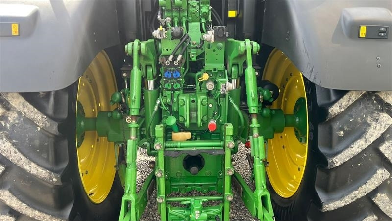 John Deere 6175R Med frontlift og frontPTO samt luft anlæg - Трактор: слика 5 John Deere 6175R Med frontlift og frontPTO samt luft anlæg - Трактор: слика 5