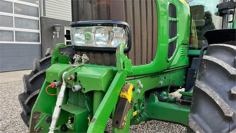 John Deere 6930 AutoPower med frontlift og front PTO - Трактор: слика 5 John Deere 6930 AutoPower med frontlift og front PTO - Трактор: слика 5