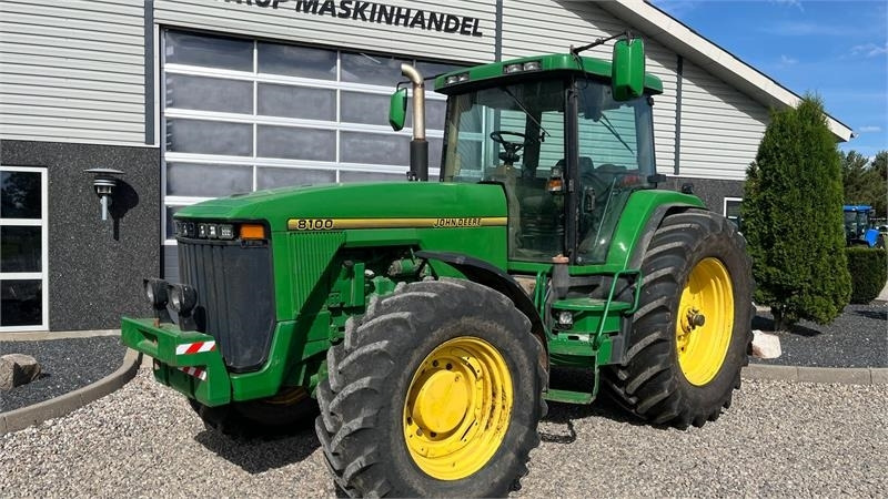John Deere 8100 Samme ejer siden 2014 - Трактор: слика 2 John Deere 8100 Samme ejer siden 2014 - Трактор: слика 2