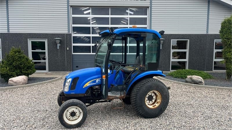 New Holland TC35DA - Трактор: слика 1 New Holland TC35DA - Трактор: слика 1