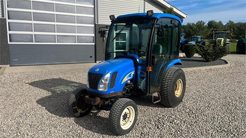 New Holland TC35DA Hydrostat - Трактор: слика 2 New Holland TC35DA Hydrostat - Трактор: слика 2