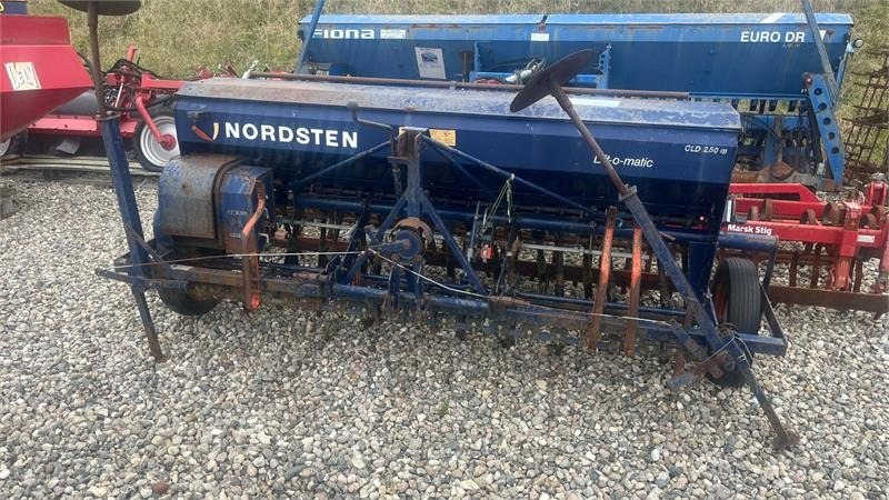 Nordsten CLB 250 - Семенска дупчалка: слика 1 Nordsten CLB 250 - Семенска дупчалка: слика 1