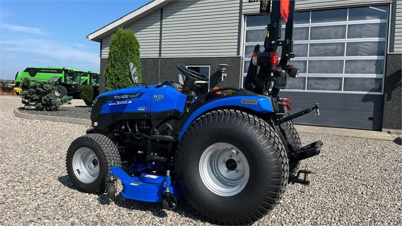 Solis 26 HST Hydrostat Turf hjul og klipperbord - Трактор: слика 4 Solis 26 HST Hydrostat Turf hjul og klipperbord - Трактор: слика 4