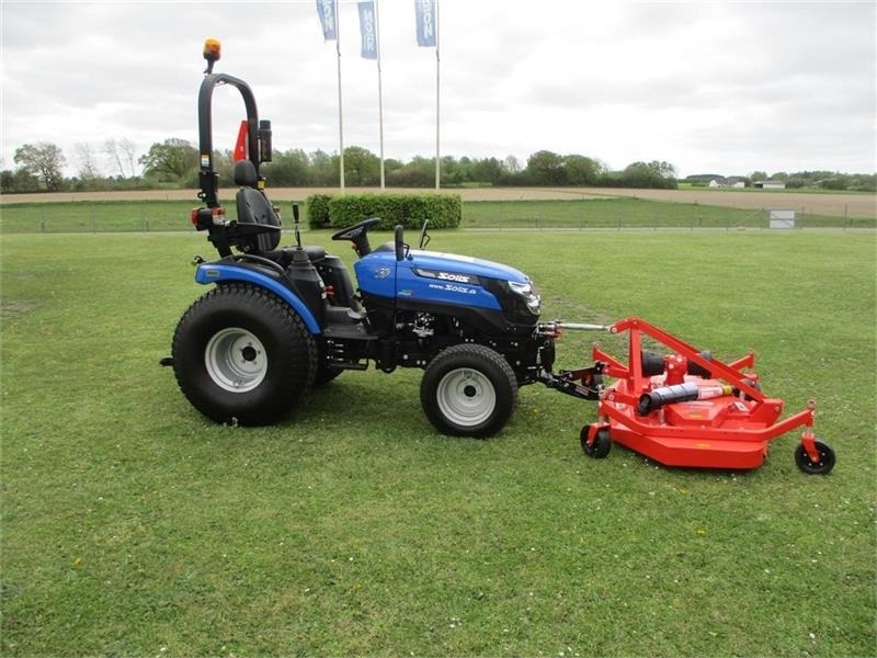 Solis 26 HST med frontlift,front PTO og turf æk - Трактор: слика 3 Solis 26 HST med frontlift,front PTO og turf æk - Трактор: слика 3