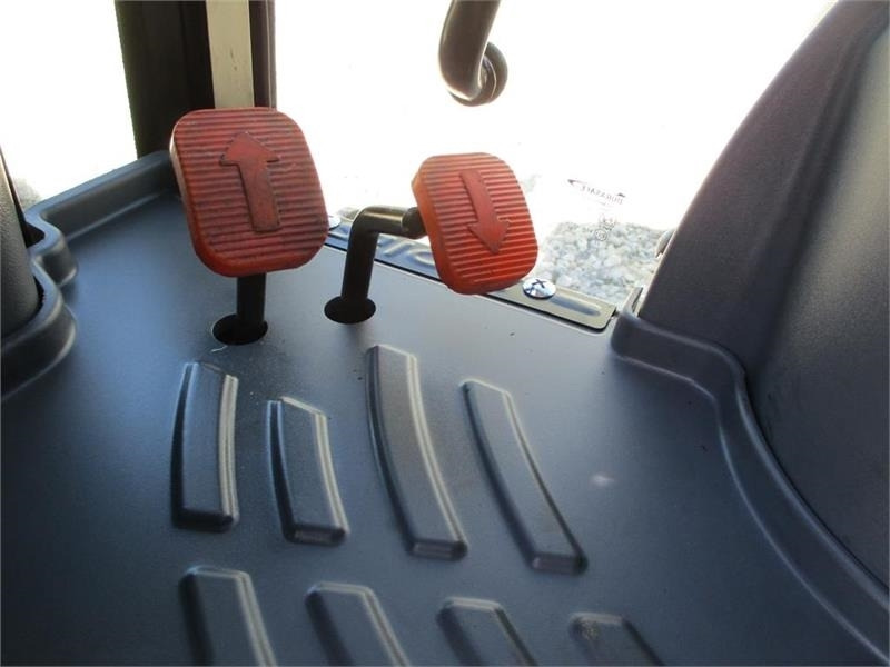 Solis 26 HST med kabine og Industrihjul - Трактор: слика 3 Solis 26 HST med kabine og Industrihjul - Трактор: слика 3