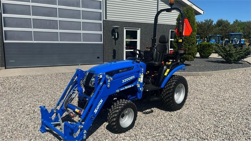 Solis H26 HST Med Frontlæsser og GardenPro dæk - Трактор: слика 2 Solis H26 HST Med Frontlæsser og GardenPro dæk - Трактор: слика 2