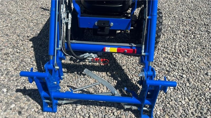 Solis H26 HST Med Frontlæsser og GardenPro dæk - Трактор: слика 4 Solis H26 HST Med Frontlæsser og GardenPro dæk - Трактор: слика 4