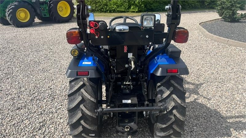 Solis S26 6+2 gearmaskine med Fuldhydraulisk frontlæsser - Трактор: слика 5 Solis S26 6+2 gearmaskine med Fuldhydraulisk frontlæsser - Трактор: слика 5