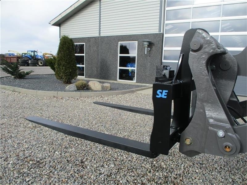 Volvo Pallegafler 5ton 150cm smededegafler. NYT sæt - Натоварувач на тркала: слика 3 Volvo Pallegafler 5ton 150cm smededegafler. NYT sæt - Натоварувач на тркала: слика 3
