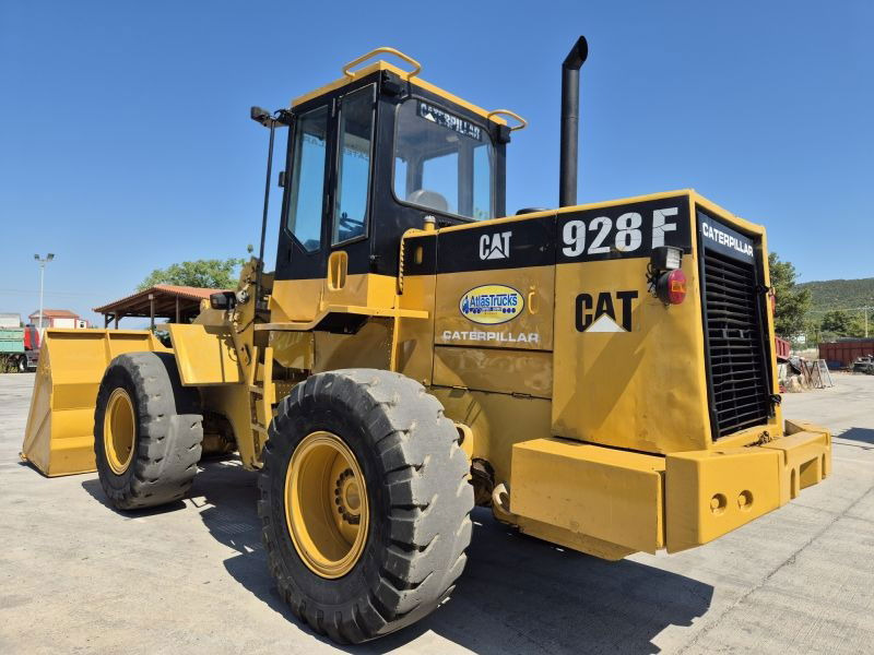 Caterpillar CAT 928F - Натоварувач на тркала: слика 2 Caterpillar CAT 928F - Натоварувач на тркала: слика 2