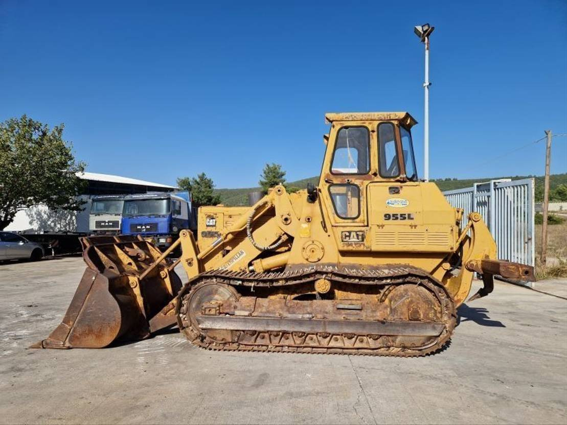 Caterpillar CAT 955L WITH RIPPER - Натоварувач гасеничар: слика 3 Caterpillar CAT 955L WITH RIPPER - Натоварувач гасеничар: слика 3