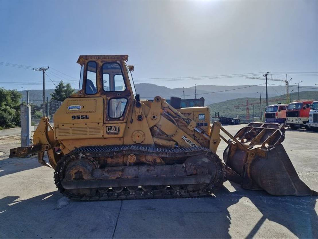 Caterpillar CAT 955L WITH RIPPER - Натоварувач гасеничар: слика 5 Caterpillar CAT 955L WITH RIPPER - Натоварувач гасеничар: слика 5