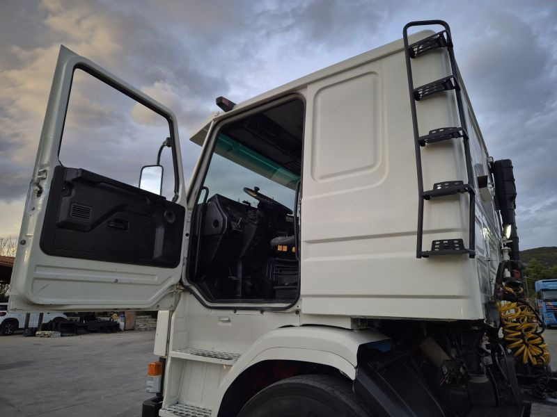 Камион влекач Scania R142-V8 Scania 142M.420 4X2 Topline: слика 8 Камион влекач Scania R142-V8 Scania 142M.420 4X2 Topline: слика 8