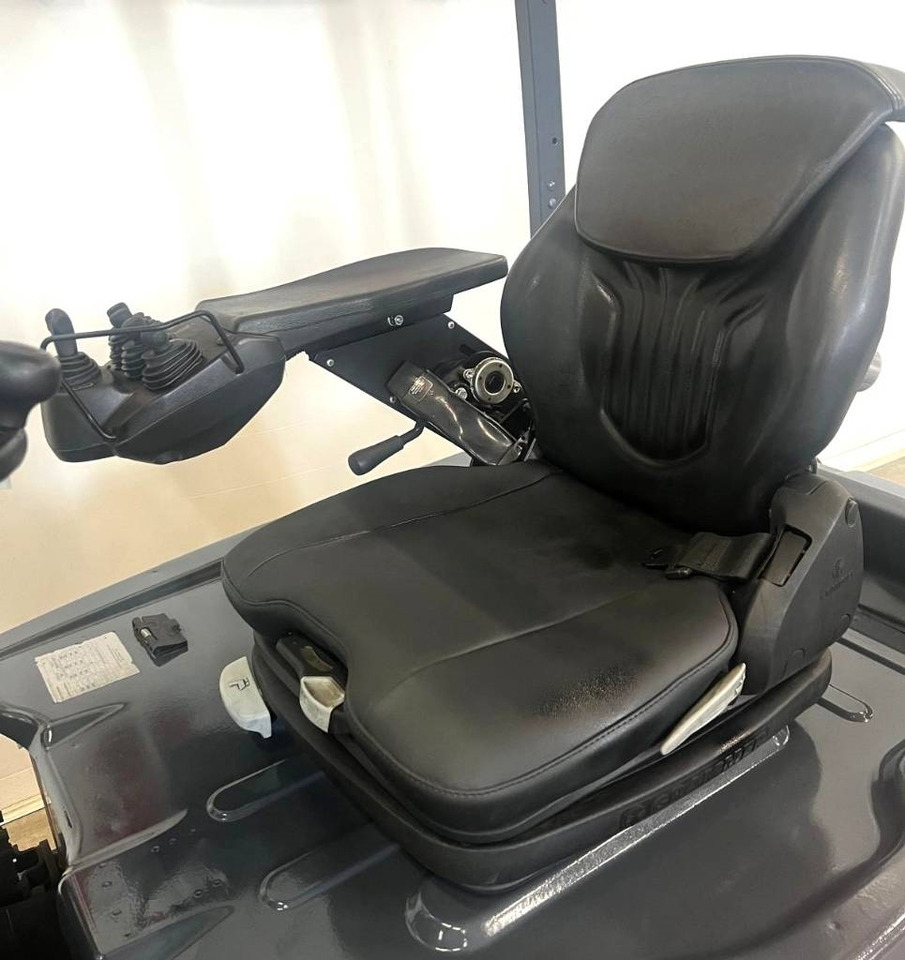 Toyota 10941 8FBE18T - Електричен вилушкар: слика 4 Toyota 10941 8FBE18T - Електричен вилушкар: слика 4