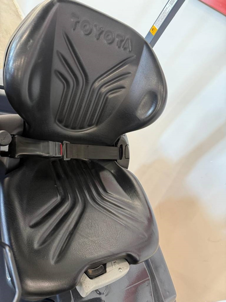 Toyota 10971 - 8FBM16T - Електричен вилушкар: слика 5 Toyota 10971 - 8FBM16T - Електричен вилушкар: слика 5