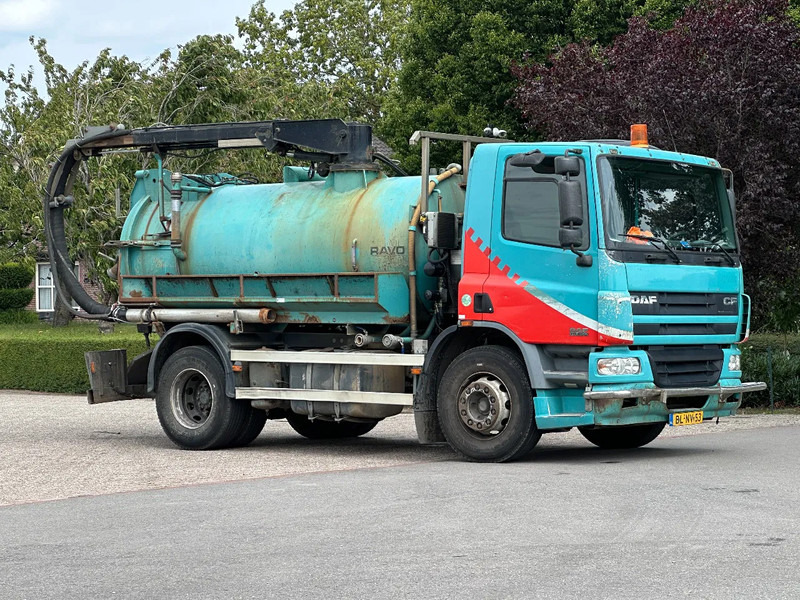 DAF CF 75.250 WITH RAVO KZ7082/150 VACUUM / CHANNEL CLEANER - Вакуумски камион: слика 2 DAF CF 75.250 WITH RAVO KZ7082/150 VACUUM / CHANNEL CLEANER - Вакуумски камион: слика 2